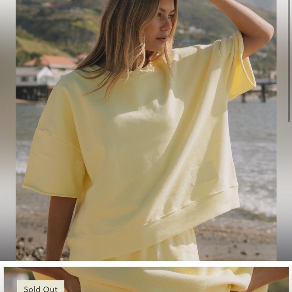 ISO!!! This set size M/L in any color!!